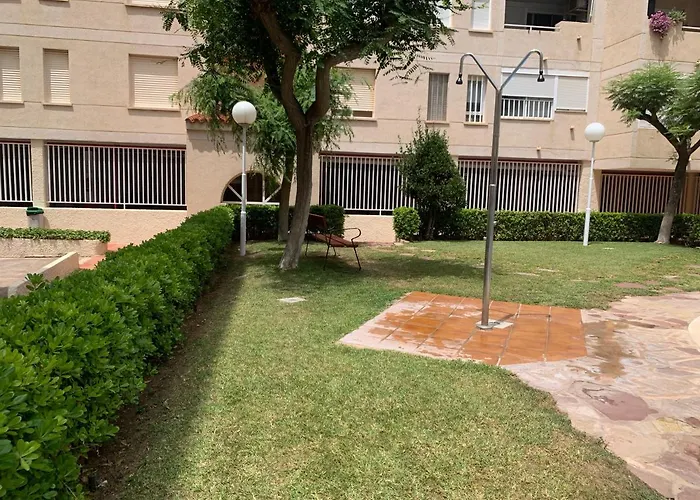 Piso Vacacional Con Piscina En Benicassim
