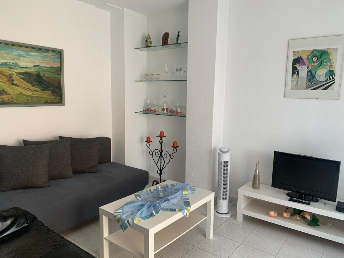 Piso Vacacional Con Piscina En * Benicàssim