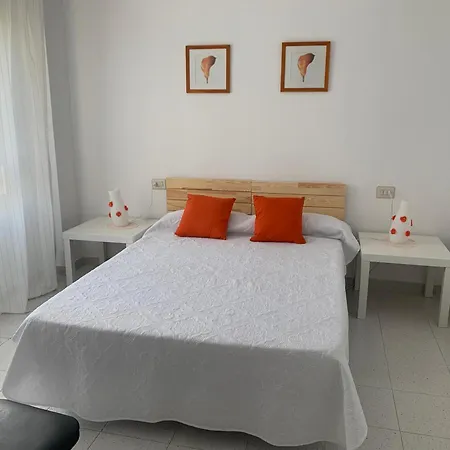 Piso Vacacional Con Piscina En Benicassim Apartment Exterior photo